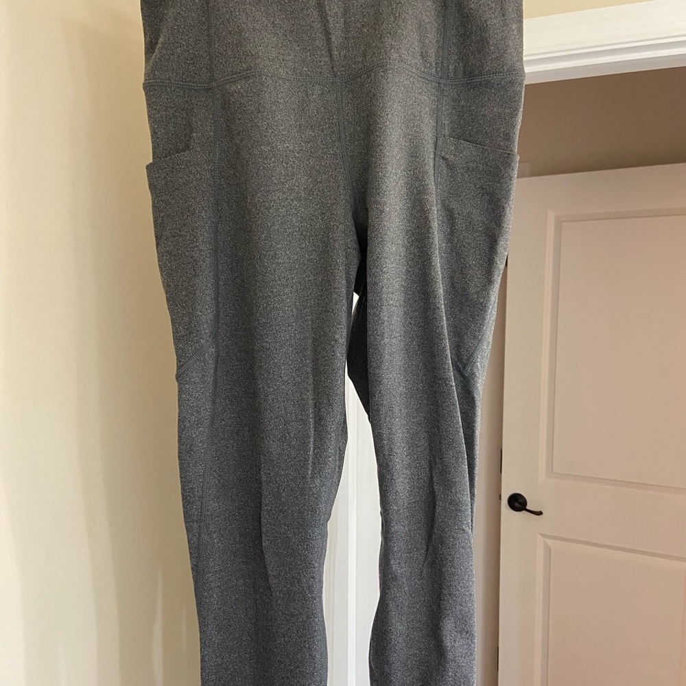 Grey leggings